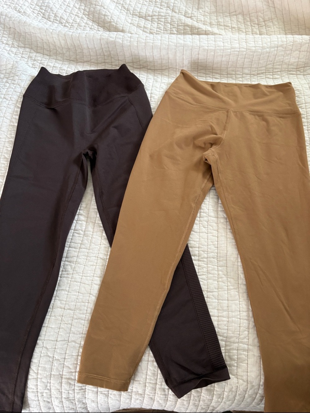 2 pairs of offline by aerie leggings both size large - Picture 6 of 6